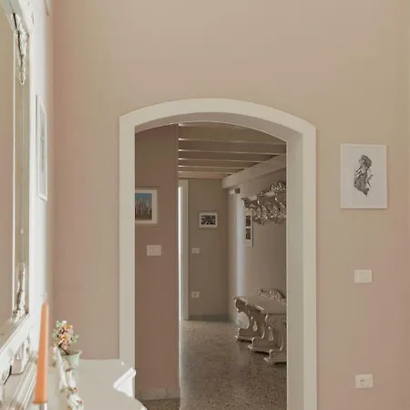 Alojamento de Acomodação e Pequeno-almoço Mamma Carolina Sanarica